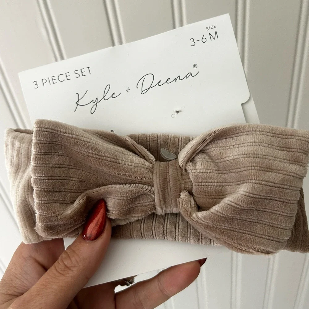 ⭐️ NEW Kyle & Deena Baby Beige Headband Only One